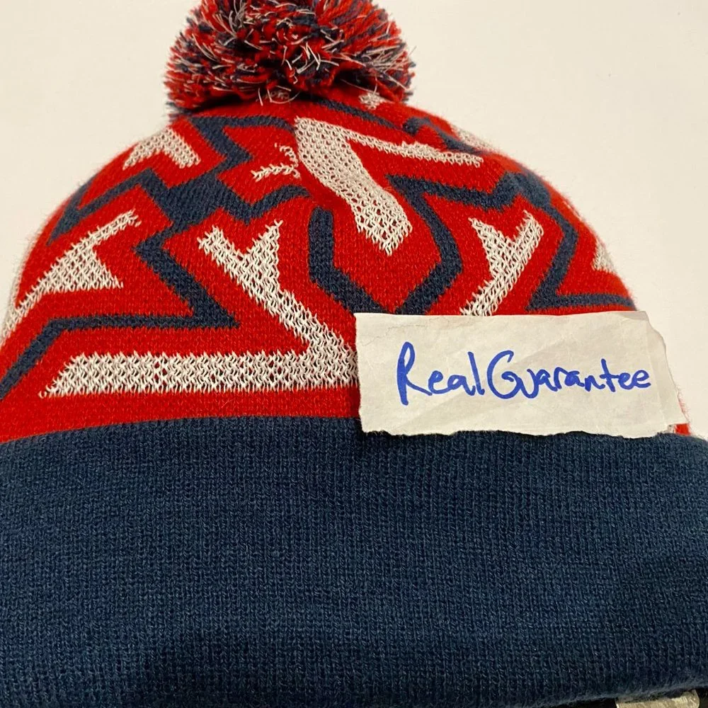 RARE New Era New England Patriots Glowflake Glow in the Dark Winter Knit Beanie - Picture 3 of 4